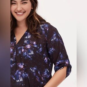Torrid Her Universe Doctor Who Harper Tardis Blouse
